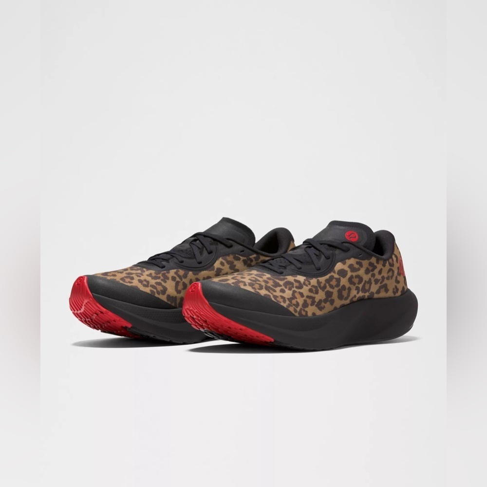 🆕🐆 Lululemon Women’s Split Shift Running Shoe Size 7 - True Leopard Multi Safari